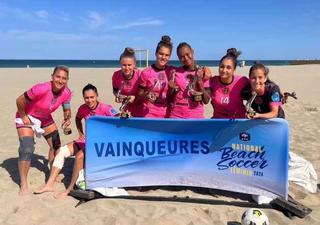 Beach Soccer - MARSEILLE BEACH TEAM champion national