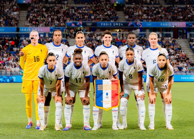 Bleues - La FRANCE qualifiée en quart et première du groupe