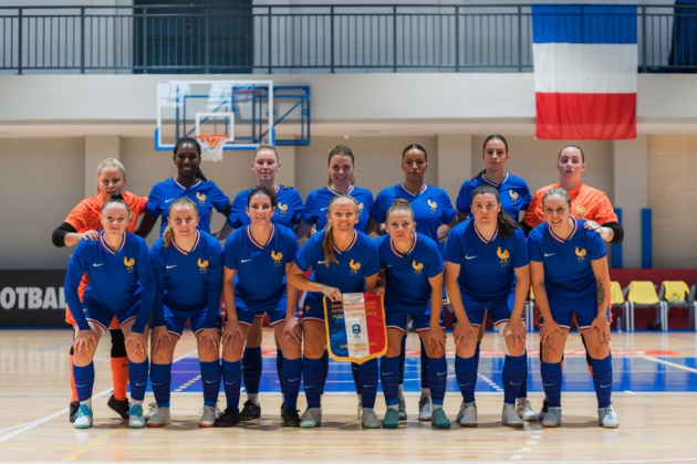 Le groupe face à la Pologne (photo Charles Léger/FFF)