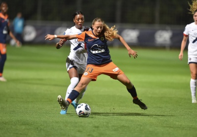 Rosalie Chaine, pour sa première en Première Ligue, face à Geyoro (photo MHSC)