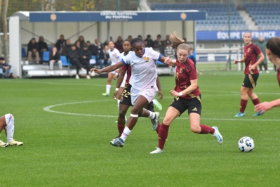 Kysha Sylla est redescendue en défense centrale après l'exclusion de Marques (photo Philippe Le Brech)