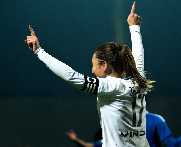 Thiney a ouvert le score d'un magnifique lob excentré (photo Paris FC)