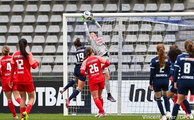 La défense dijonnaise a craqué en première période (photo DFCO)