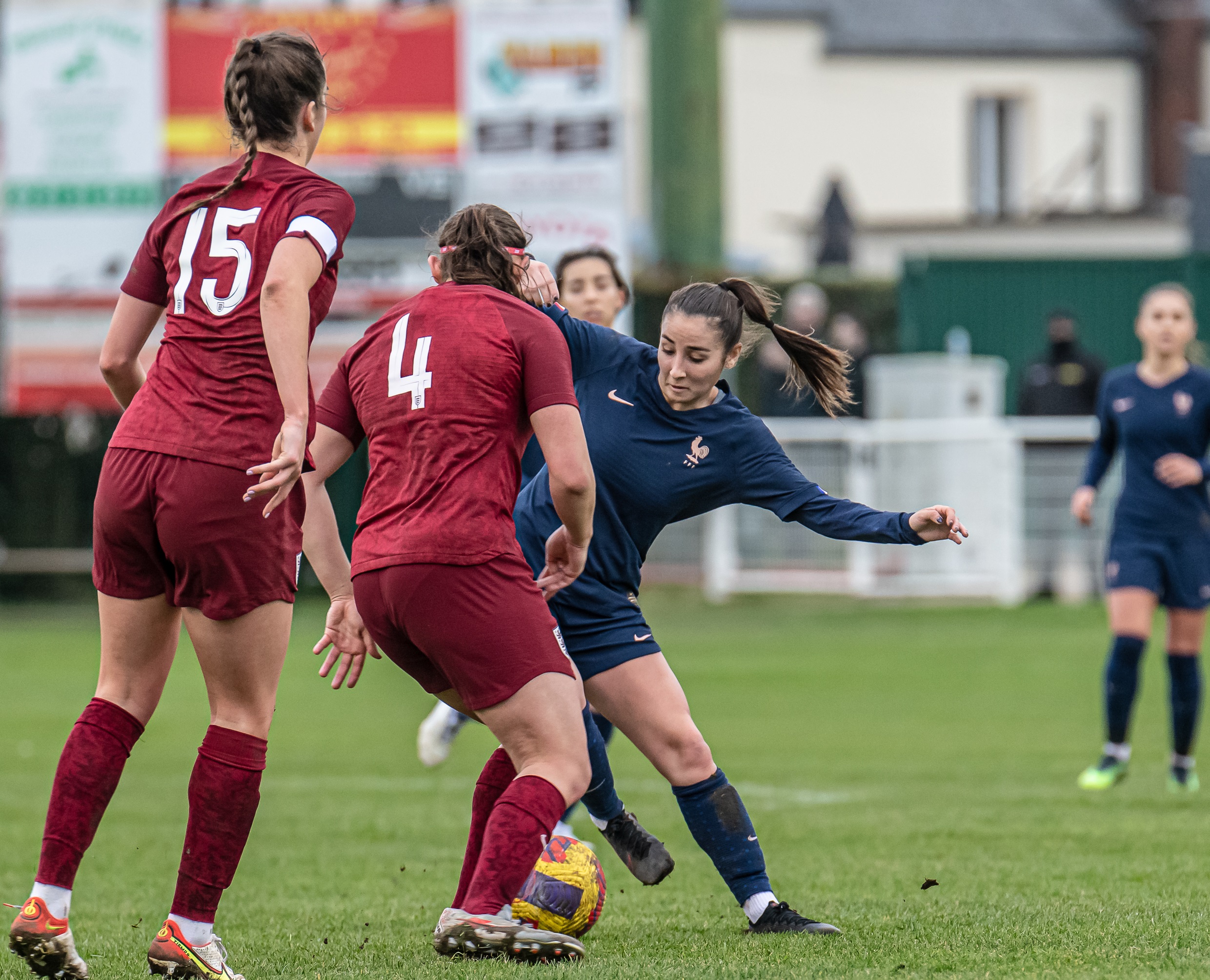 #U23F - L'ANGLETERRE accroche la FRANCE