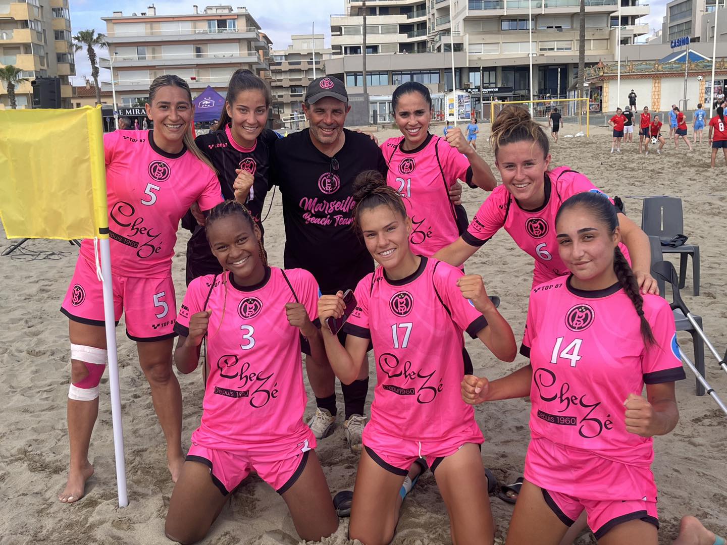 Marseille Beach Team