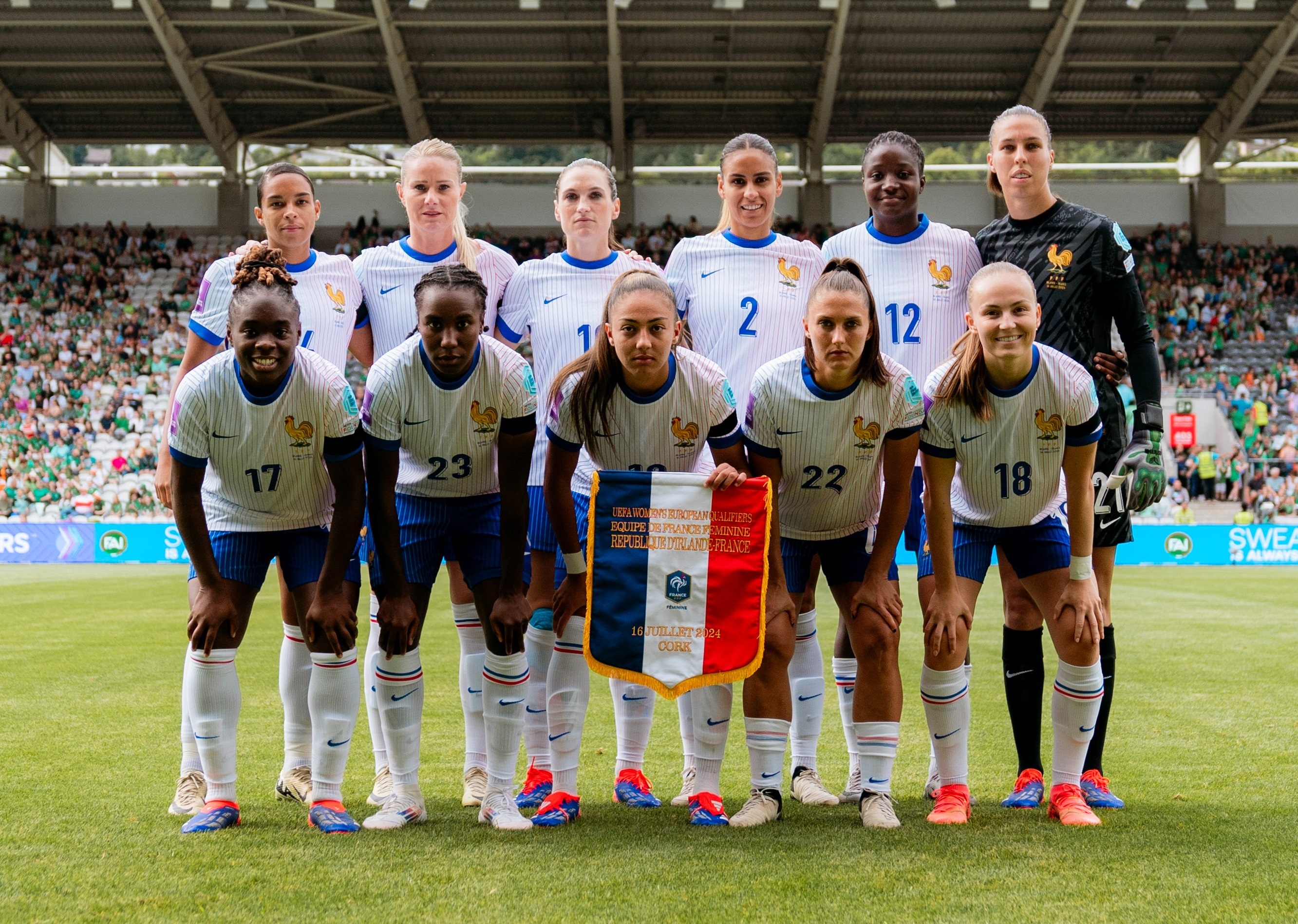 Bleues - La FRANCE chute mais finit en tête