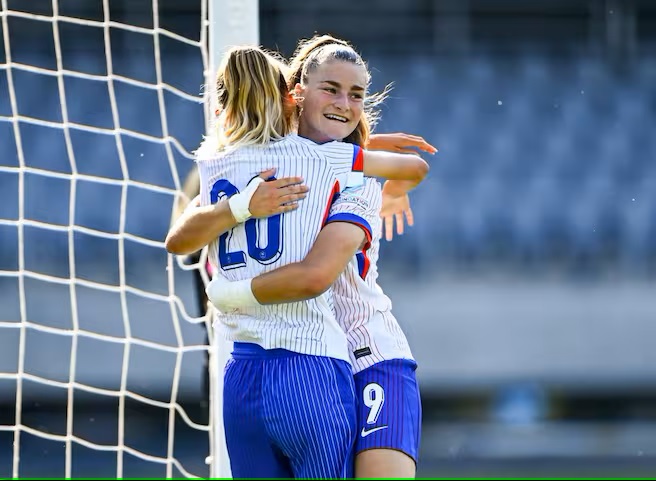 Camille Robillard a ouvert la voie du succès (photos UEFA.com)