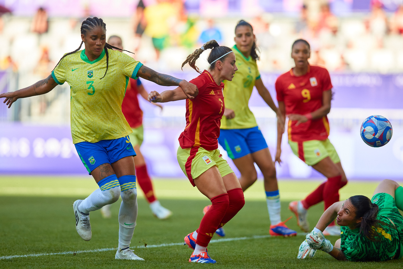 Les championnes du Monde enchaîné une troisième victoire face au Brésil (photo SEFUTBOL)