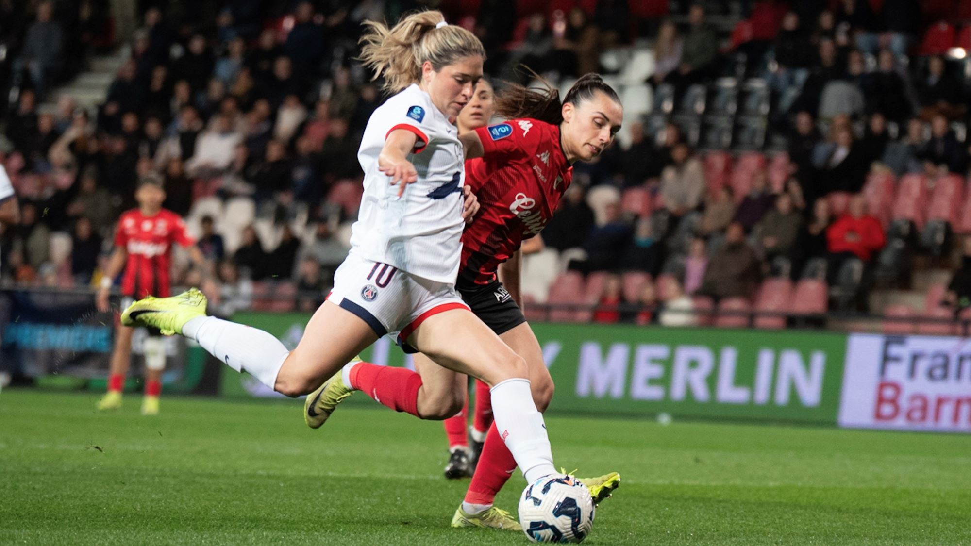 Korbin Albert a inscrit deux jolis buts à Guingamp (photo PSG.fr)