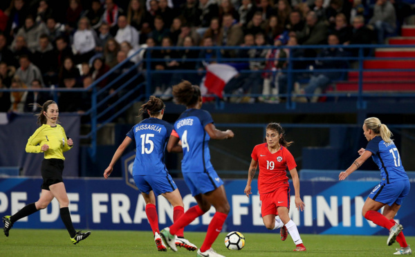 Bleues - Le capitanat qui fait débat 