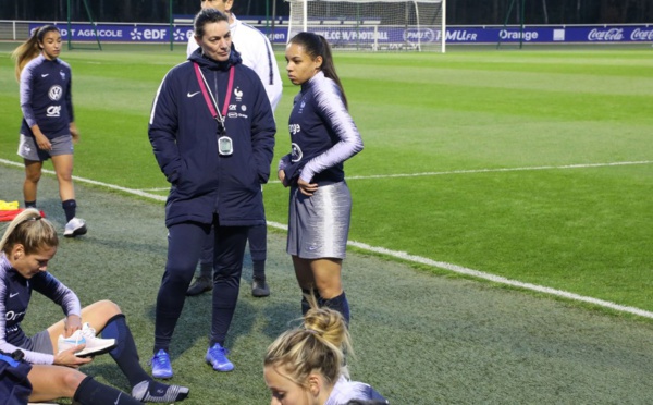 Bleues - L'entraînement en vidéo (FFF TV)