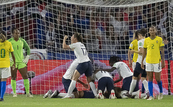 Coupe du Monde - La FRANCE qualifiée face au BRESIL sans briller