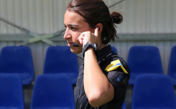 #D1Arkema - Les arbitres équipées d'oreillettes