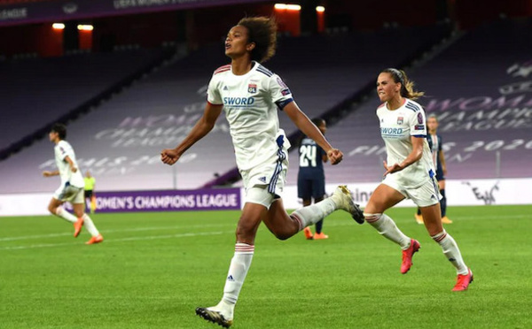 Ligue des Champions - PSG - OL : Et Wendie RENARD a surgi...