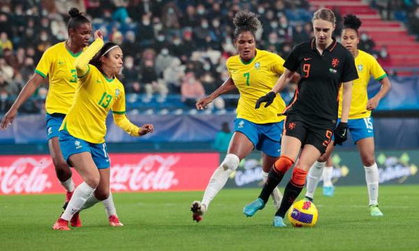 Tournoi de France - PAYS-BAS et BRÉSIL se neutralisent encore