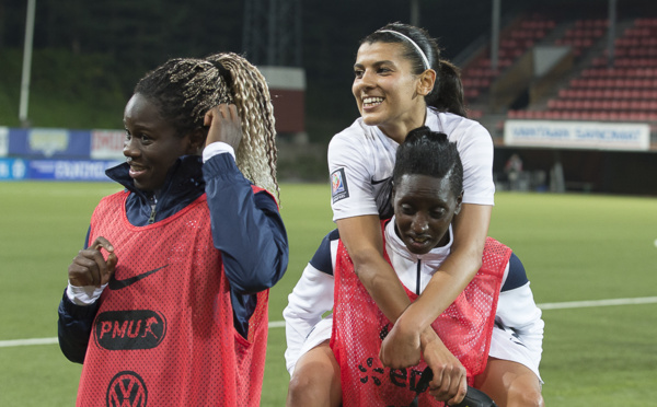 Bleues - Vidéos des buts et de joie après FINLANDE - FRANCE