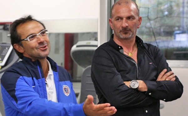 Bleues - Les entraîneurs de D1 avec le staff tricolore