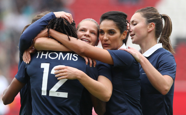 Bleues - Gros plan sur le deuxième but face à l'ALLEMAGNE (FFF TV)