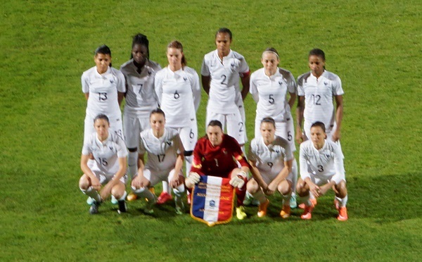 Bleues - Retrouvez les réactions de LE SOMMER, DIANI, DALI, THINEY et BOULLEAU