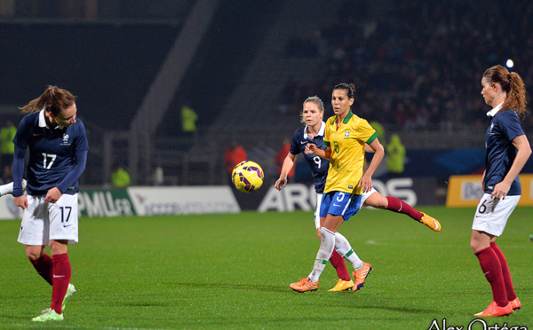 Bleues - FRANCE - BRESIL : vidéos résumé et replay