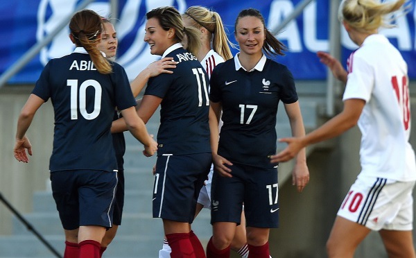 Algarve Cup - Les BLEUES cartonnent contre le Danemark