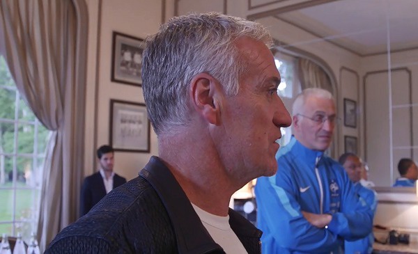 Bleues - Didier DESCHAMPS : "Une petite étoile, ce serait quelque chose de super" (FFF TV)