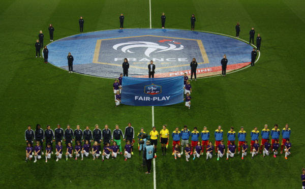 Bleues - FRANCE - ROUMANIE : 3-0 (Delie 16', Le Sommer 35', 48' - terminé)