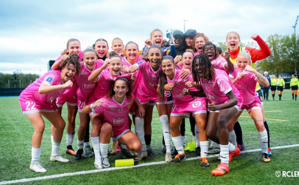 Les Lensoises à la fête sur le terrain du LOSC (photo RC Lens)