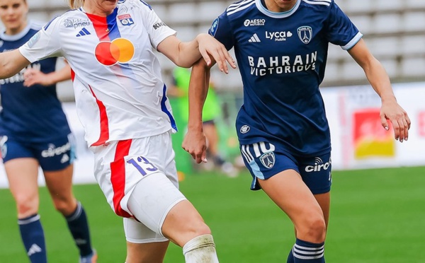 Clara Matéo marquée par Damaris Egurrola (photo Paris FC)