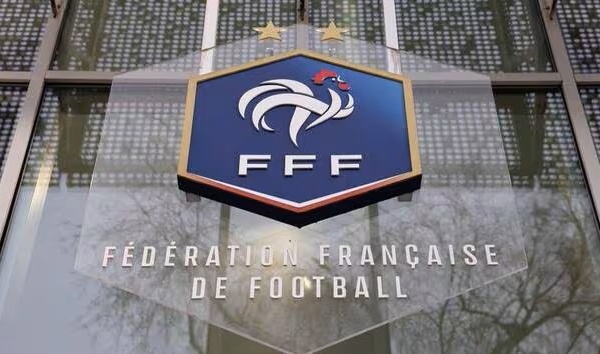 D3 - Les premiers clubs sont passés en DNCG