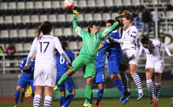 Bleues (Eliminatoires Euro 2017) - GRECE - FRANCE : 0-3, la qualification en bonne voie