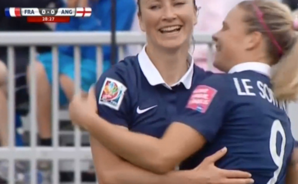 Bleues - Le Top 5 des buts des Bleues inscrits en 2015 (par FFF TV)