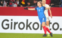 Bleues - La SUEDE pour une réaction attendue