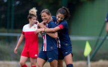 #D1 - Amical : Laure BOULLEAU dépanne et marque