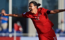 RECORD - Christine SINCLAIR dépasse Abby WAMBACH