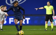 Bleues - Wendie RENARD s'offre un doublé face à la SUISSE