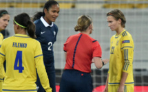 Bleues - Wendie RENARD : les ligaments ne sont pas touchés